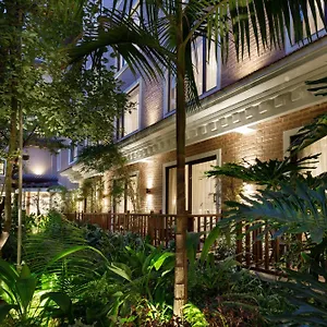 Thrive, A Tropical Courtyard **** Kathmandu